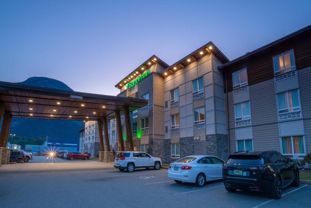 Sandman Hotel And Suites Squamish Kültér fotó