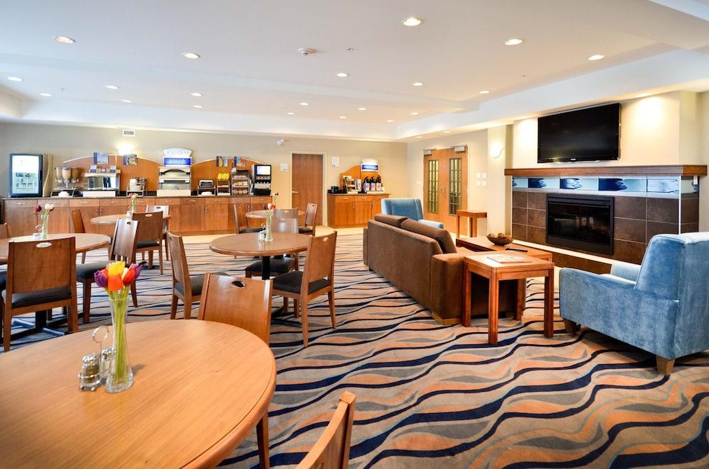 Sandman Hotel And Suites Squamish Kültér fotó